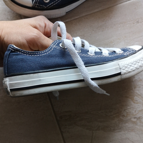 Converse boys shoes size US 10.5/ EUR 27 - Picture 9 of 14